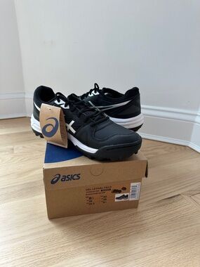 Asics Black and White Gel-Lethal Field Sneakers, Women’s 8 1/2
